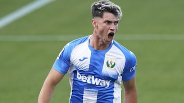 Avilés se reivindica en el eslalon