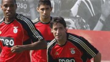 El agente de Capdevila dice que baraja otras alternativas