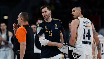 Real Madrid's Spanish forward #05 Rudy Fernandez reacts on the sidelines during the Euroleague round 23 basketball match between Real Madrid Baloncesto and Olympiacos Piraeus at the Wizink Center Arena in Madrid on January 25, 2024. (Photo by OSCAR DEL POZO / AFP)