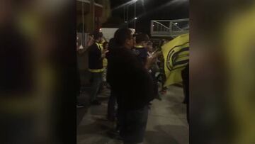 La despedida de los hinchas del 'Campanil' a De la Fuente