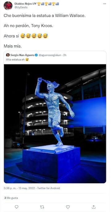 memes graciosos sobre la estatua de Agüero y su parecido con Toni Kroos