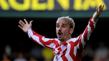 Griezmann protesta al árbitro en el encuentro ante el Villarreal.