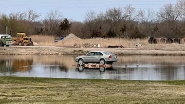 Volvo Island, la diminuta isla artificial situada en mitad de ninguna parte en EEUU: tiene un Volvo S80 aparcado desde 2012