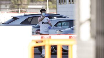 20/05/20 ENTRENAMIENTO DEL VALENCIA LLEGADA 
 
 CARLOS SOLER 