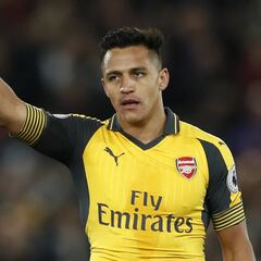 El City convertiría a Alexis en el mejor pagado de la Premier
