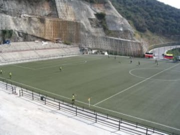 3 - El Estadio Cocodrilos Sports Park es el único estadio construido y perteneciente a un equipo privado de fútbol venezolano, aparte del Estadio Giuseppe Antonelli, propiedad del cuadro de la Academia de Fútbol San José. El estadio Cocodrilos de Caracas 