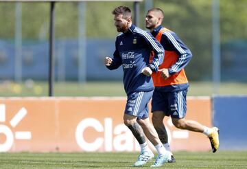 Lionel Messi y Mauro Icardi 