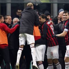 El Milán remonta en San Siro y es quinto en la Serie A