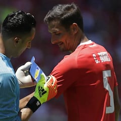 Los mundialistas regresan al Deportivo sin su futuro resuelto