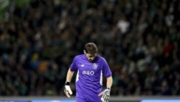 Casillas, ante el Sporting.