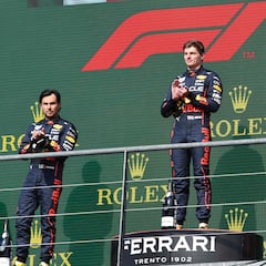 Sainz salva el podio contra dos Red Bull siderales