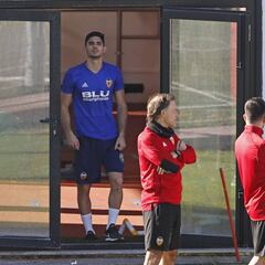 Guedes se opera el viernes y estará dos meses de baja