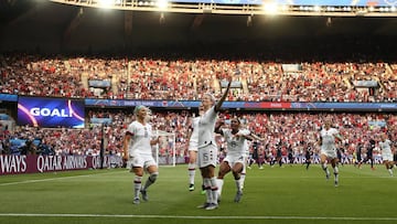 De la mano de Megan Rapinoe, Estados Unidos consigui&oacute; avanzar a las semifinales de la Copa del Mundo Femenina al vencer a Francia en el Parque de los Pr&iacute;ncipes.