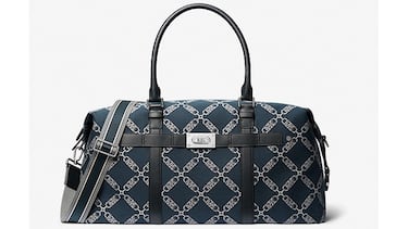 Ahorra hasta 240 euros en Michael Kors: chaquetas, jerséis y más