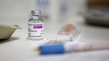 FILE PHOTO: A vial of AstraZeneca coronavirus vaccine is seen at a vaccination centre in Westfield Stratford City shopping centre, amid the outbreak of coronavirus disease (COVID-19), in London, Britain, February 18, 2021. REUTERS/Henry Nicholls/File Phot