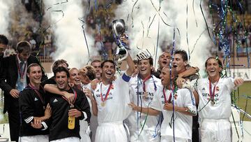 Tres meses después de que el Real Madrid ganara la novena con la mágica volea de Zinedine Zidane, el equipo de Vicente del Bosque se enfrentó contra el Feyenoord. El partido se disputó el 30 de agosto de 2002 en el Stade Louis II, estadio donde juega actualmente el A.S. Monaco F.C. El estadio tuvo un total de 18.284 espectadores. El Real Madrid se impuso por 3-1 y levantó por primera vez en su historia la Supercopa de Europa. Los goleadores de este encuentro fueron el defensa neerlandés Pauwee en propia puerta, Roberto Carlos y Guti. Por parte del Feyenoord, Van Hoojidonk recortó distancias cuando el partido iba 2-0 con un gol de falta directa. Hay que señalar que el Real Madrid ya había disputado esta competición en el 1998, perdiendo contra el Chelsea por 1-0 y en el año 2000, cayendo contra el Galatasaray por 2-1. En esta ocasión, sí que el equipo blanco fue capaz de alzar el título.