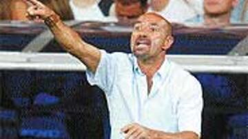 <B>POSITIVO</B>. El portugués excusó a su plantilla y valoró positivamente la actitud de ésta en la segunda parte del partido del jueves.