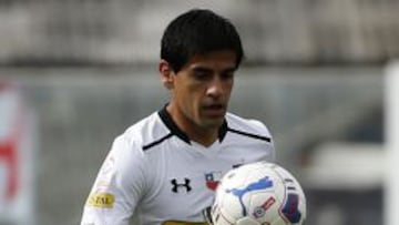 Julio Barroso marco diferencia en el fondo de Colo Colo.