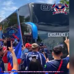 La notable despedida de los hinchas de la U al plantel antes de su 'final' con Ñublense