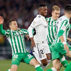 Andrés Guardado tuvo discreta actuación ante el Real Madrid