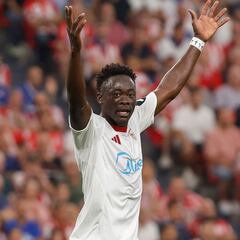 La Copa África invita a buscar a otro delantero