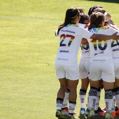 Santiago Morning vence a las Leonas y logra el tricampeonato