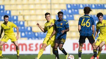 El Villarreal se deja remontar y se complica el primer puesto