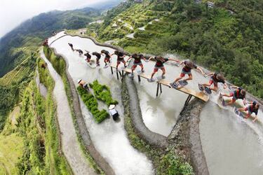 Introducci¨®n al wakeskate o 'skate sobre agua', con Telma Cester