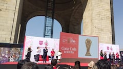 El trofeo de la Copa del Mundo llega a México para contagiar la pasión futbolera