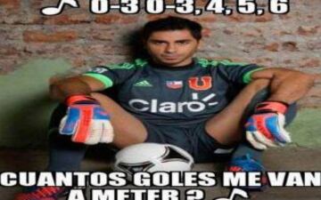 Hinchas de Colo Colo y Universidad de Chile se enfrentaron en las web con los memes.