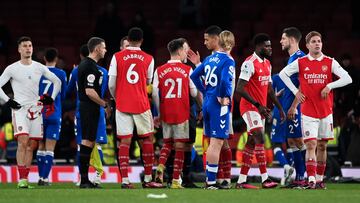 Arsenal golea 4-0 al Everton de Yerry Mina