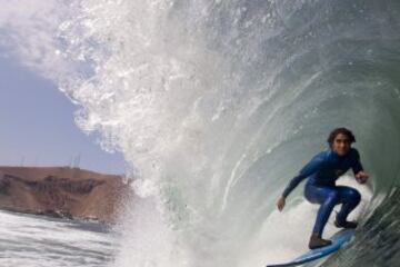 Surfista chileno. Ha sido campeón nacional y es uno de los máximos exponentes en la disciplina. Ve con buenos ojos su participación en los Juegos Bolivarianos, ya que es firme opción para competir en los JJ.OO de Tokio 2020.