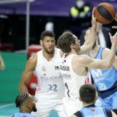 El Madrid gana, pero preocupa