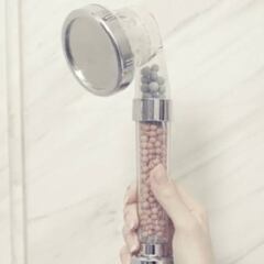 Mejora tu ducha con esta alcachofa de tres filtros y tres tipos de chorro, el más vendido en Amazon