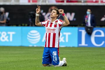 El nombre del jugador de Chivas estuvo en la prelista final, pero al momento de la decisión Lozano ya no lo contempló