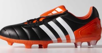 Adidas Predator apareció con fuerza en el Mundial de 1998. Fabián Estay, José Luis Sierra y Clarence Acuña, ocuparon los zapatos que marcaron una época.