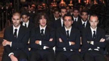 Los capitanes del Barcelona, en la ceremonia.