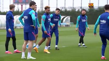 Entrenamiento del Barcelona con el PSG entre ceja y ceja