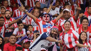 Hinchas del Junior en el Metropolitano de Barranquilla.