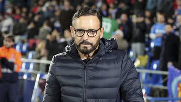 Bordalás durante el último partido de Liga de su equipo en el Coliseum.