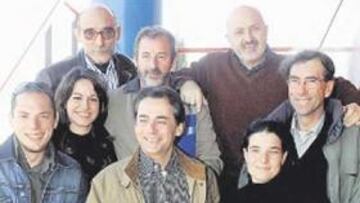 <b>UNIDOS . </b>El equipo de 'Al filo ', ayer en la presentación de la temporada.