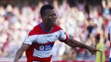 <b>ÚNICO TRIUNFO. </b>Uche celebra el gol que le marcó al Villarreal y que le dio la victoria al Granada.
