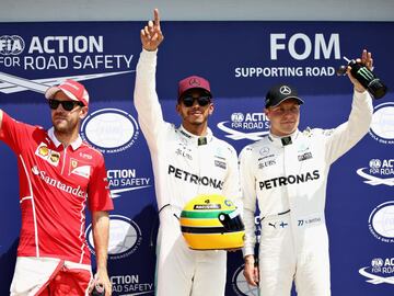 Sebastian Vettel, Lewis Hamilton y Valtteri Bottas.