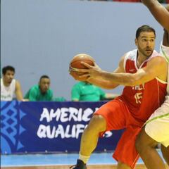 Chile consigue un triunfo clave ante Colombia en Medellín