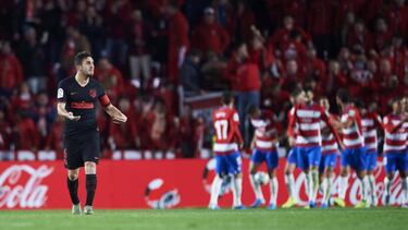 Koke anima a los suyos después del empate del Granada.