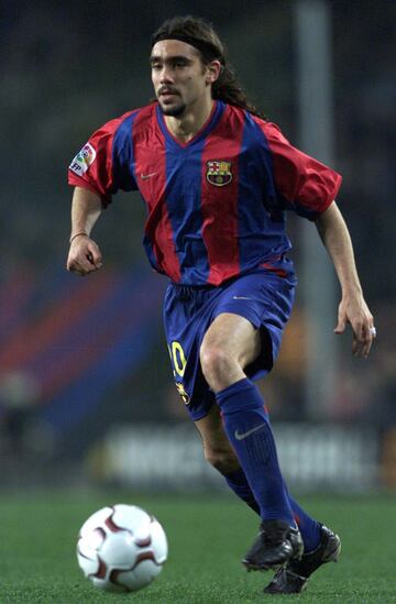 Jugó con el Barcelona la temporada 2002/03