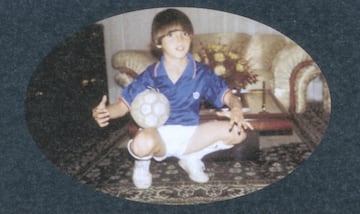 Comenzó su carrera en el Sao Paulo con tan sólo 8 años.