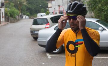 Óscar Freire, ciclista cántabro, subió junto a AS el puerto donde acabará la 17ª etapa. Varias rampas rebasan el 20%.

 