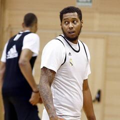 Oficial: Trey Thompkins se marcha del Real Madrid