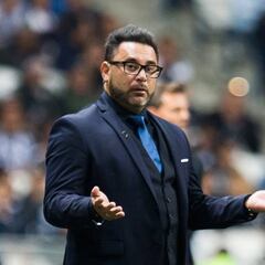 Monterrey busca cobrador de penales